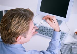 ドローンオペレーターの派遣も行う会社